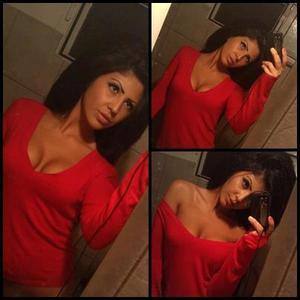 Alisha, 25 in Florida | Younger Adult Woman, Older Men