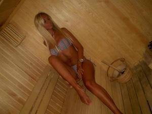 Laurel (23) in Washington | Casual Dating with Older Men