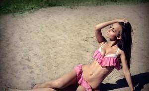 Chat with Hailie (24) | California Local Women