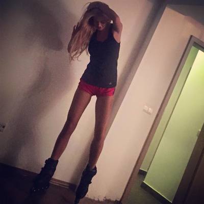 Loren (22) in Florida | Local Adult Woman