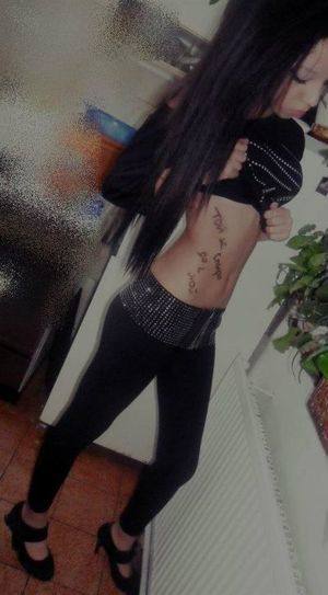 Katharine (26) in Rhode Island | Local Adult Woman