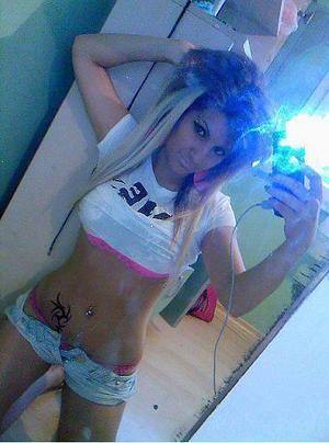 Chat with Danika (28) | Arizona Local Women