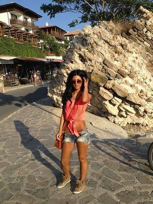 Chat with Emma (25) | Pennsylvania Local Women