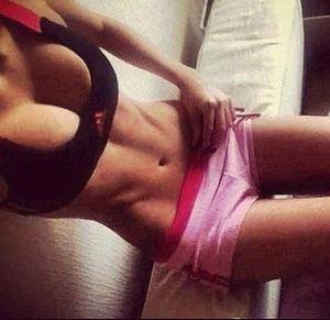 Meet Yaretzi (29) from Ohio | Local Dating Profile