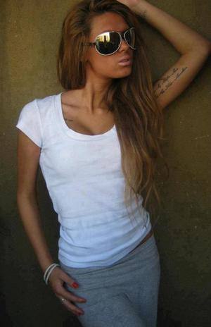 Meet Julianna (26) from Connecticut | Local Dating Profile