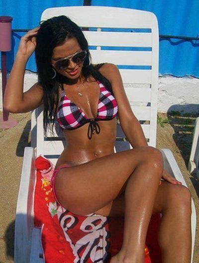 Meet Angeline (24) from Florida | Local Dating Profile