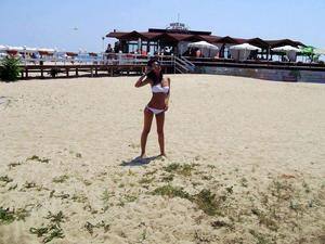 Chat with Ayla (30) | North Dakota Local Women