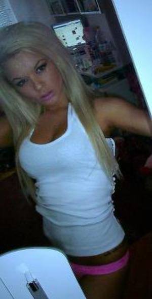 Azaria, 24, Kansas | Nearby Adult Singles