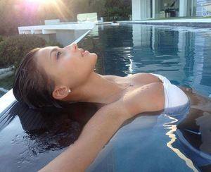 Katelin (26) in North Carolina | Local Adult Woman