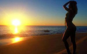 April (25), local adult profile photo in Palm Springs, FL