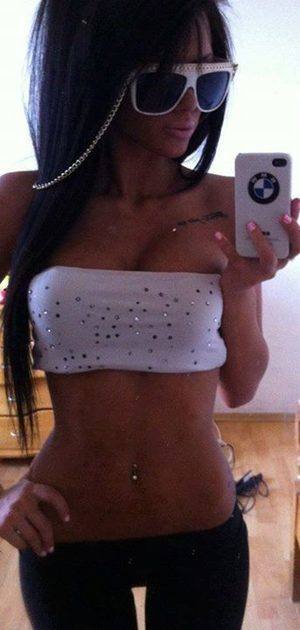 Profile photo of Yoselin, age 27, from The Acreage, FL