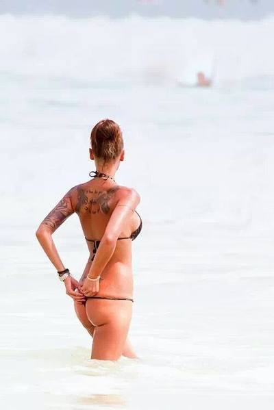 Eden (18) in Texas | Local Adult Woman