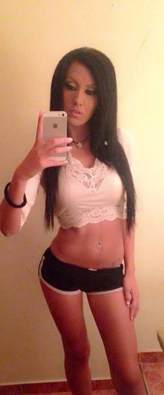 Hana (19) in Wisconsin | Local Adult Woman