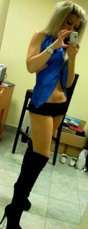 Meet Sabrina (20) from Alberta | Local Dating Profile