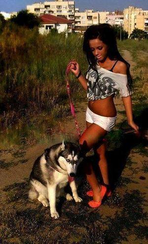 Meet Charlotte (26) from North Carolina | Local Dating Profile