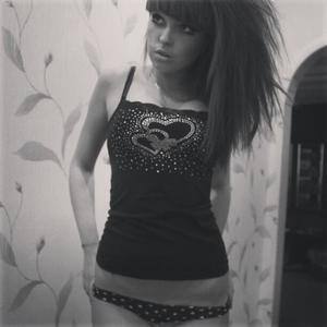 Chat with Makenna (18) | Utah Local Women