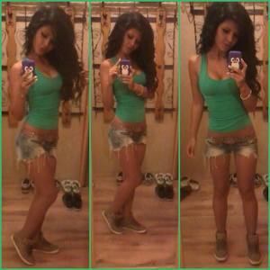 Mia (20) in Florida | Local Adult Woman