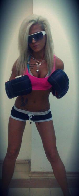 Alice, 19, West Virginia | Nearby Adult Singles