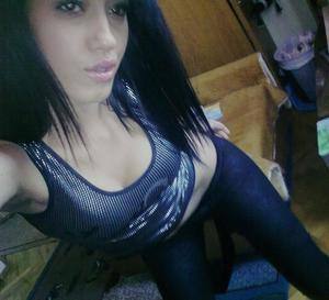 Kinsey (18) in Oregon | Local Adult Woman