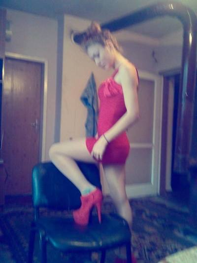 Cameron (24) in Arkansas | Local Adult Woman