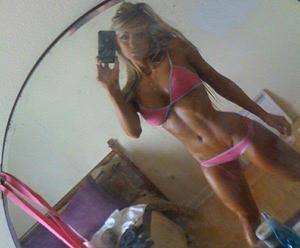 Meet Lacey (29) from Arkansas | Local Dating Profile