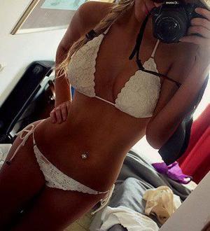 Meet local singles like Casey from Texas who want to fuck tonight