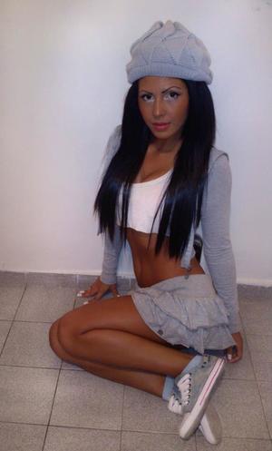 Looking for girls down to fuck? Kaliyah from South Carolina is your girl