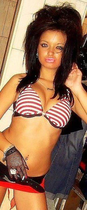 Takisha from Abbotsford, Wisconsin is looking for adult webcam chat