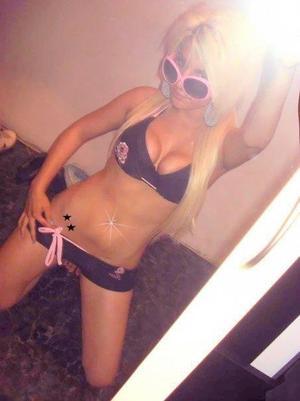 Millicent from  is looking for adult webcam chat