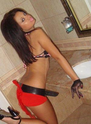 Melani from Oldharbor, Alaska is looking for adult webcam chat