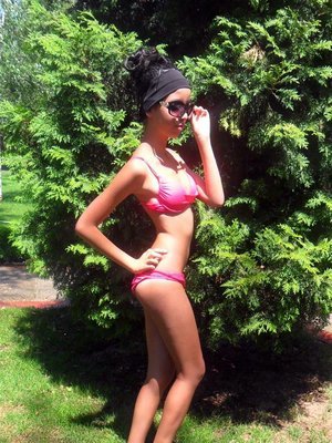 Looking for local cheaters? Take Alyssa from Missouri home with you