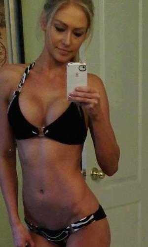 Looking for local cheaters? Take Cora from Texas home with you