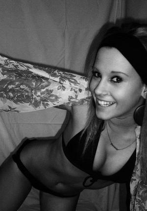 Looking for local cheaters? Take Diamond from Texas home with you