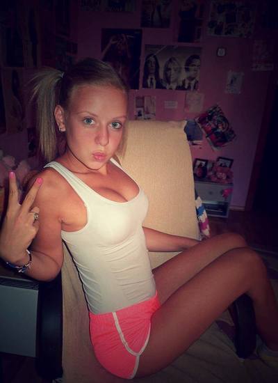Looking for girls down to fuck? Kristine from Massachusetts is your girl