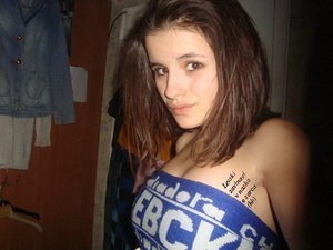 Agripina from Wisconsin is looking for adult webcam chat