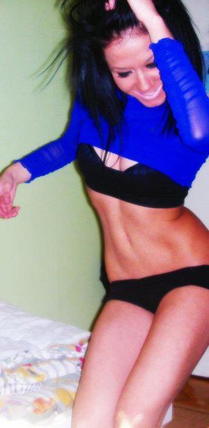 Charlie from Wisconsin is looking for adult webcam chat