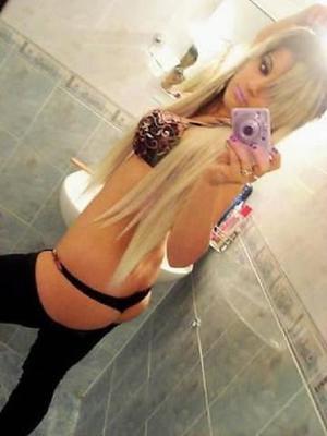 Looking for girls down to fuck? Baby from Pennsylvania is your girl