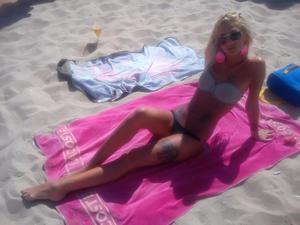 Meet local singles like Courtney from Missouri who want to fuck tonight
