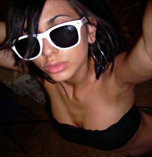 Celia from Louisiana is looking for adult webcam chat