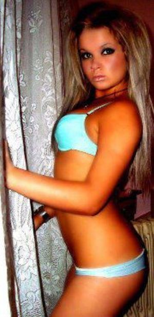 Hermine from Etna, California is looking for adult webcam chat