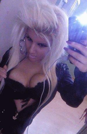 Meet local singles like Paula from Arizona who want to fuck tonight