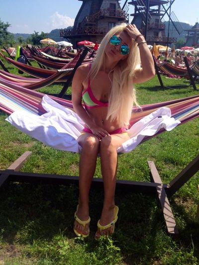 Escorts like Michaela are down to fuck you now!