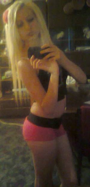 Tatiana from Massachusetts is looking for adult webcam chat