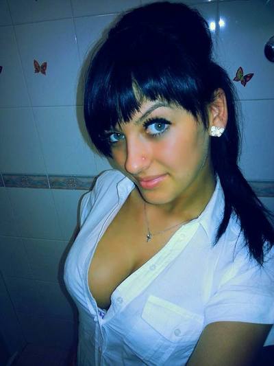 Madelynn is a cheater looking for a guy like you!