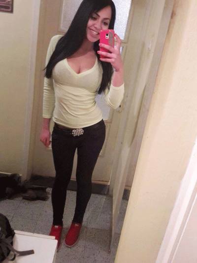 Finding a fuck buddy like Cheryl from Wisconsin has never been easier