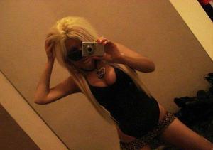 Escorts like Renee are down to fuck you now!