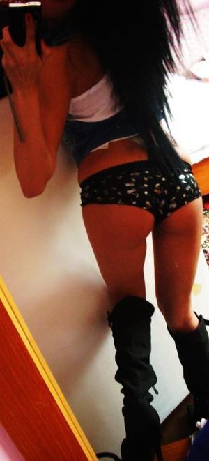 Lyndsey from Florida is DTF, are you?
