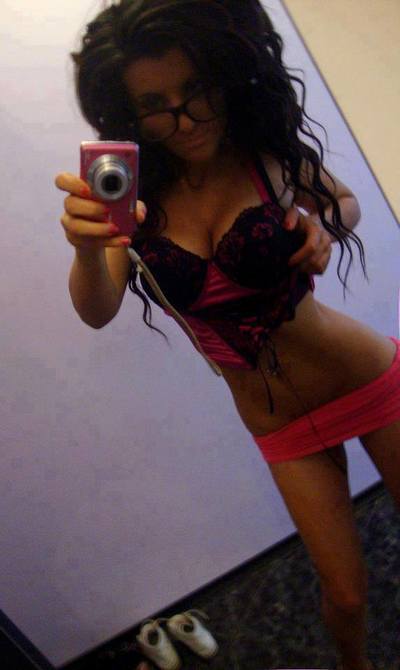 Kaley from Florida is interested in nsa sex with a nice, young man
