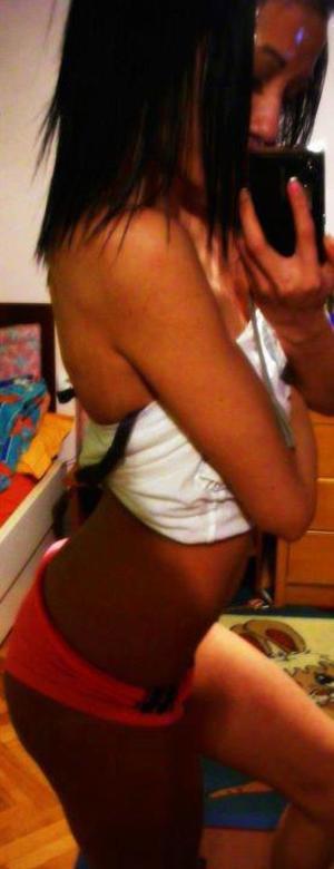 Esme from Oregon is DTF, are you?