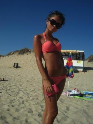 Escorts like Kimberly are down to fuck you now!